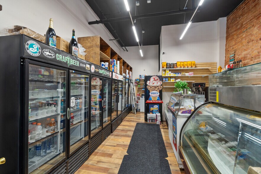 More Photos Of 317 W Fayette St, Syracuse Storefront Retail Office For Sale