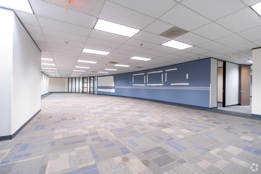More Photos Of 600 Gemini St, Houston Office For Lease