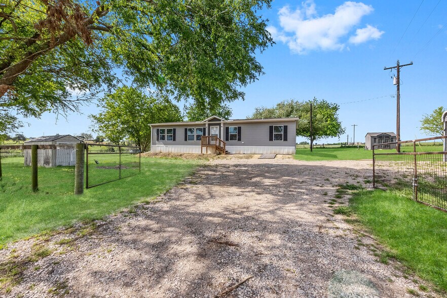 More Photos Of 156 Hohenwalde School Rd, Brenham Land For Sale