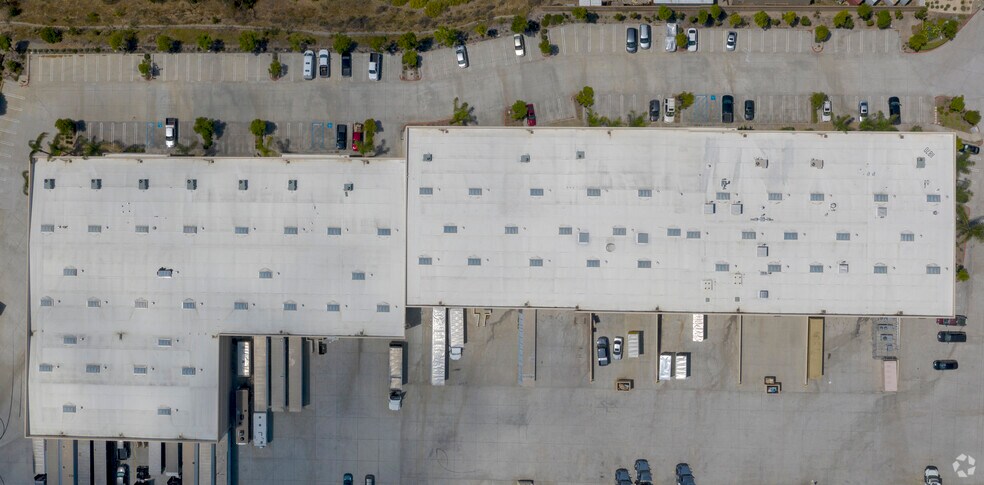 More Photos Of 11870 Community Rd, Poway Distribution For Lease