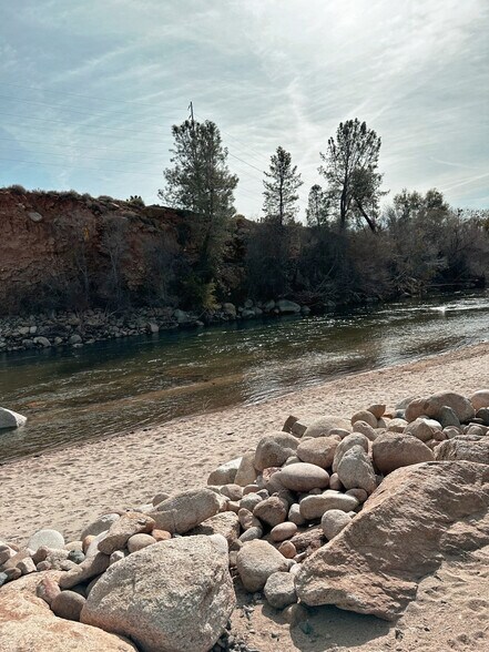 More Photos Of 24 Sirretta St, Kernville Manufactured Housing Mobile Home Park For Sale