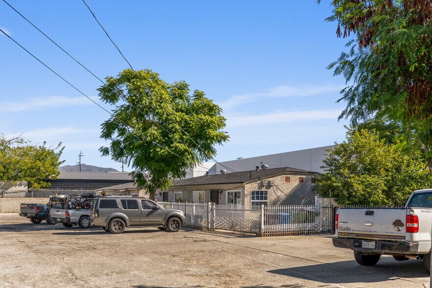 More Photos Of 10218 Bradley Ave, Pacoima Apartments For Sale
