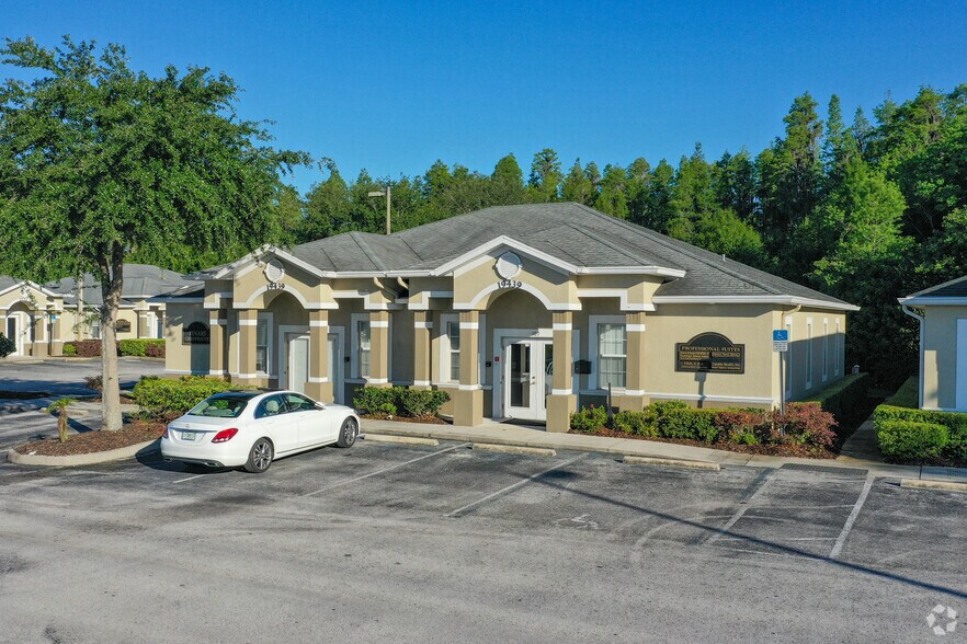 Primary Photo Of 19439 Shumard Oak Dr, Land O' Lakes Medical For Sale