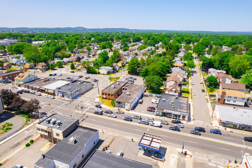 More Photos Of 26-07 Broadway, Fair Lawn Office For Lease