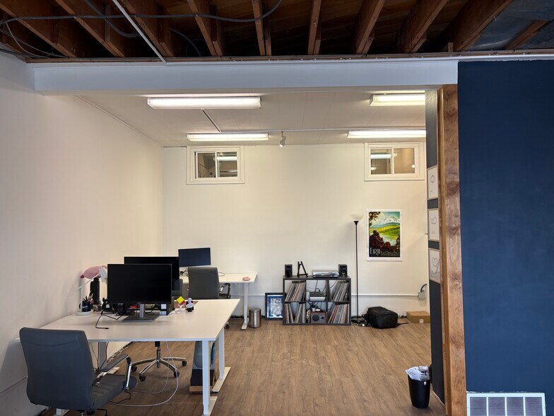 More Photos Of 3907-3907 Grand Ave, Duluth Storefront Retail Residential For Sale