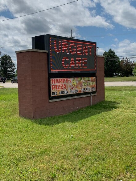 More Photos Of 51160-51170 Gratiot Ave, Chesterfield Restaurant For Lease