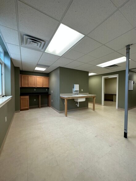 More Photos Of 9130-100 Marshall Rd, Cranberry Township Medical For Lease