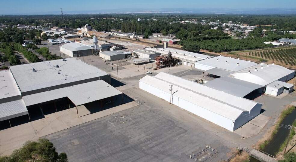 More Photos Of 99 Kentucky Street, Gridley Warehouse For Lease