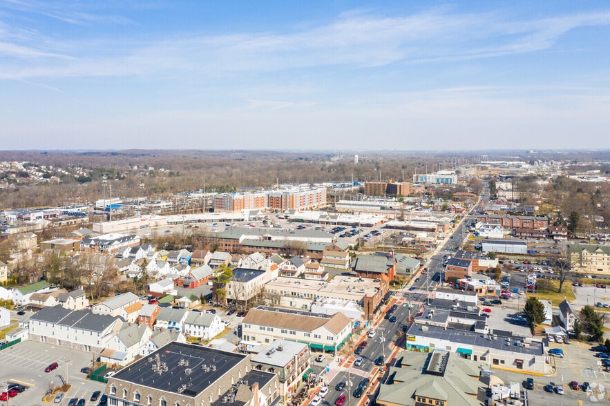 More Photos Of 4 Choate St, Newark Storefront For Lease
