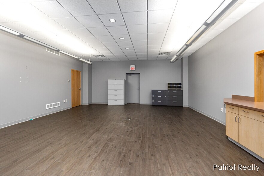 More Photos Of 75 Applewood Dr, Sparta General Retail For Sale