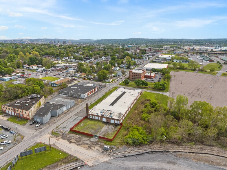 More Photos Of 701 Hiawatha Blvd E, Syracuse Warehouse For Lease