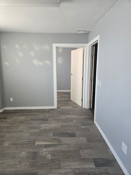 More Photos Of 147 W 155th St, Gardena Light Manufacturing For Lease