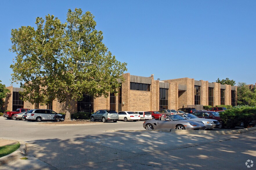 More Photos Of 3037 NW 63rd St, Oklahoma City Office For Sale