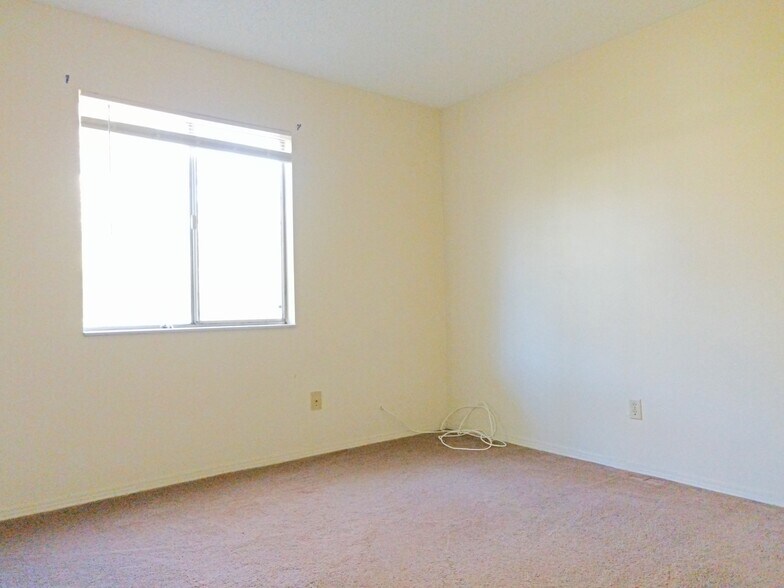 More Photos Of 2273 S Byron Butler Pky, Perry Apartments For Sale