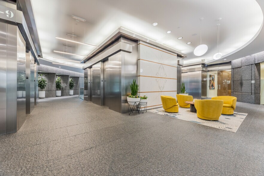 More Photos Of 1900 West Loop S, Houston Office For Lease