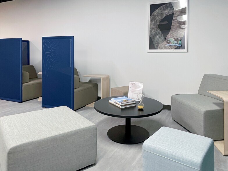 More Photos Of 10901 W Toller Dr, Littleton Coworking Space