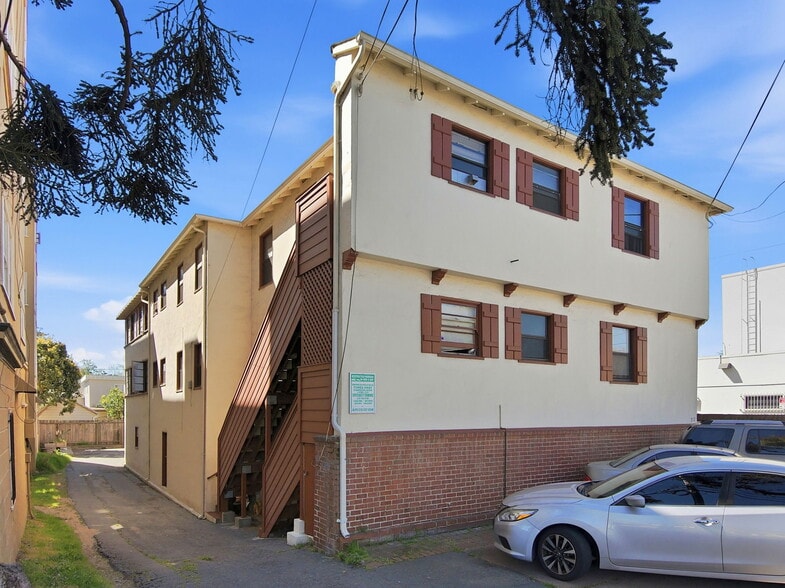 More Photos Of 712 Santa Clara Ave, Alameda Apartments For Sale