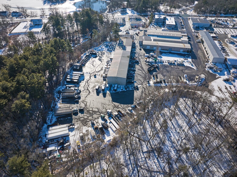 More Photos Of 896 Boston Post Rd, Marlborough Warehouse For Sale