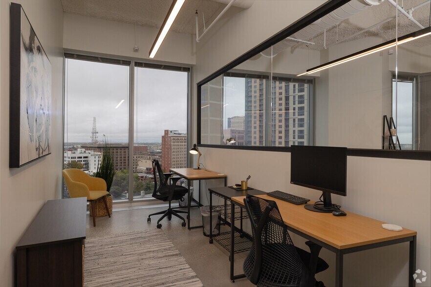 More Photos Of 717 Texas Ave, Houston Office For Lease