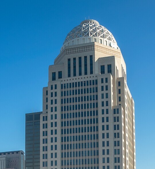 More Photos Of 400 W Market St, Louisville Office For Lease