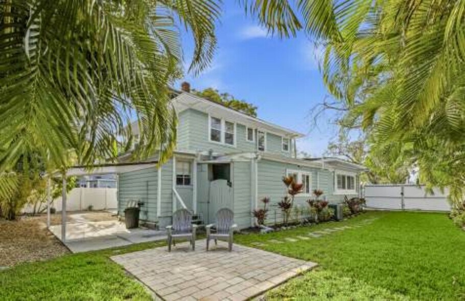 More Photos Of 1322 3rd Ave W, Bradenton Office Residential For Sale