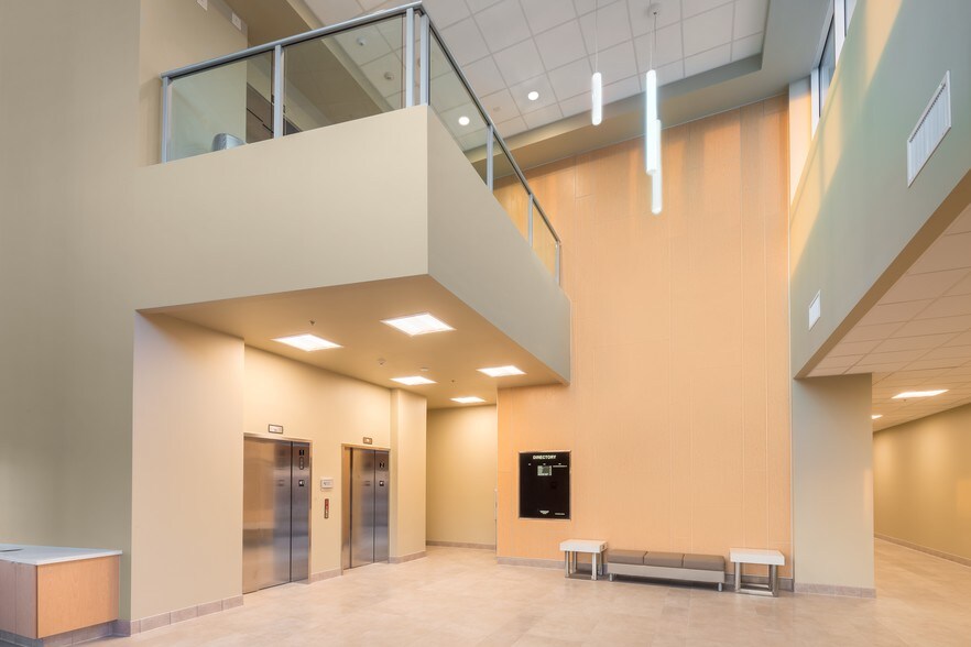 More Photos Of 7330 N 99th Ave, Glendale Medical For Lease