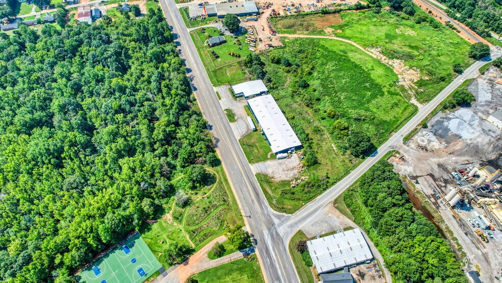 More Photos Of 1411 Piedmont Hwy, Piedmont Warehouse For Lease