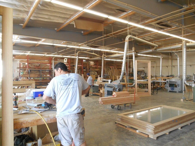 More Photos Of 7442 Varna Ave, North Hollywood Warehouse For Lease