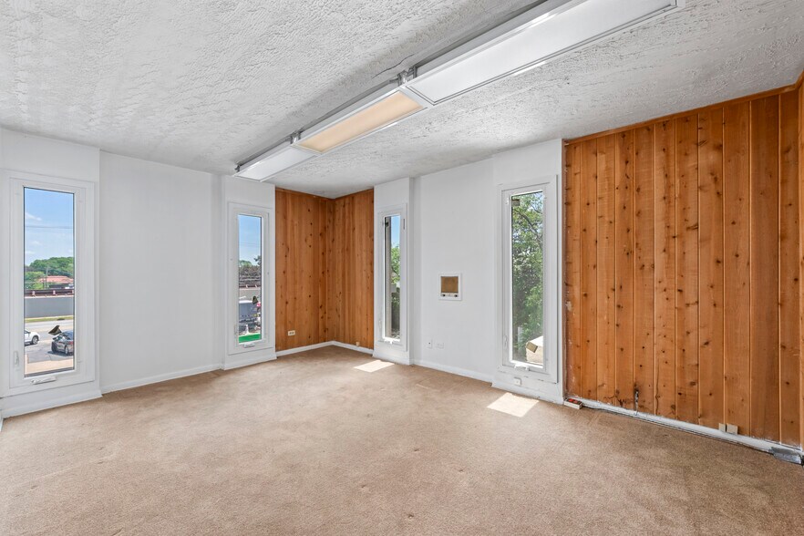 More Photos Of 7227 W 127th St, Palos Heights Office For Sale