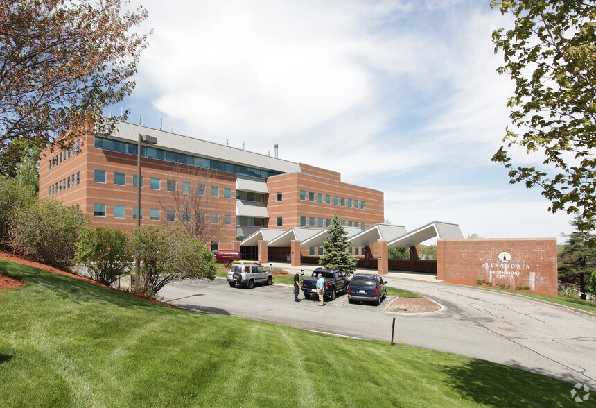 More Photos Of 1 Innovation Dr, Worcester Medical For Lease
