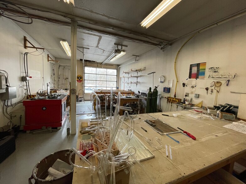 More Photos Of 1531 Route 163, Oakdale Auto Repair For Sale