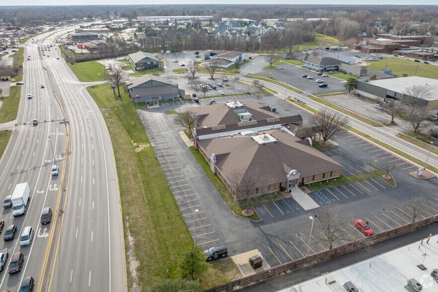 More Photos Of 6839-6855 Spring Valley Dr, Holland Medical For Lease