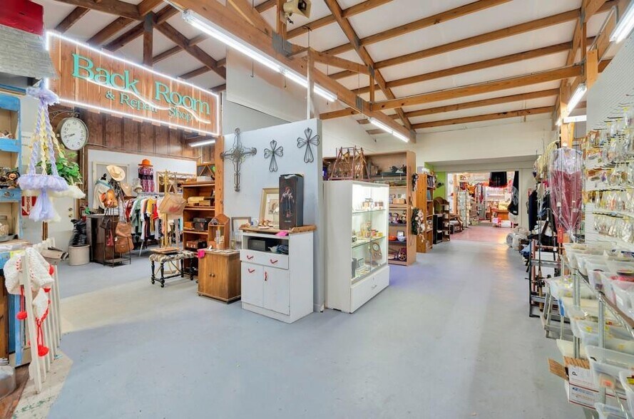 More Photos Of 6017 Hwy 62 W, Gassville Manufacturing For Sale