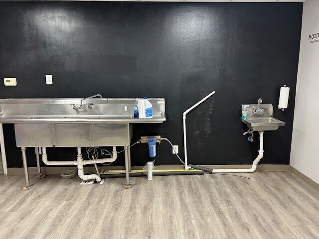 More Photos Of 910 S Vienna St, Ruston Storefront For Lease