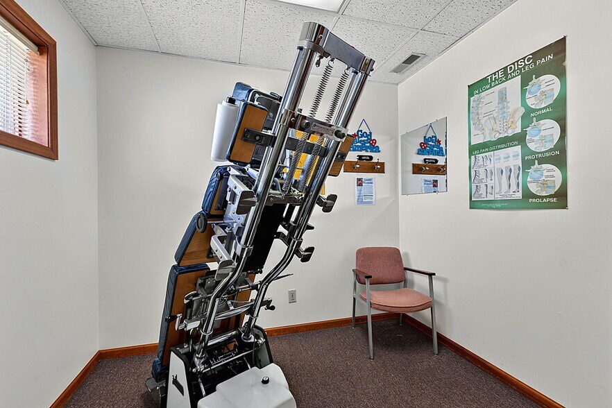 More Photos Of 7102 E Pendleton Pike, Indianapolis Office For Sale