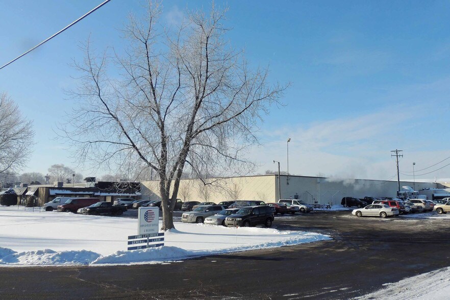 Primary Photo Of 799 Ladd Rd, Walled Lake Manufacturing For Lease