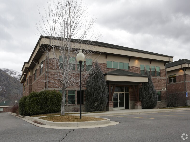 More Photos Of 1238 W 750 N, Springville Loft Creative Space For Lease