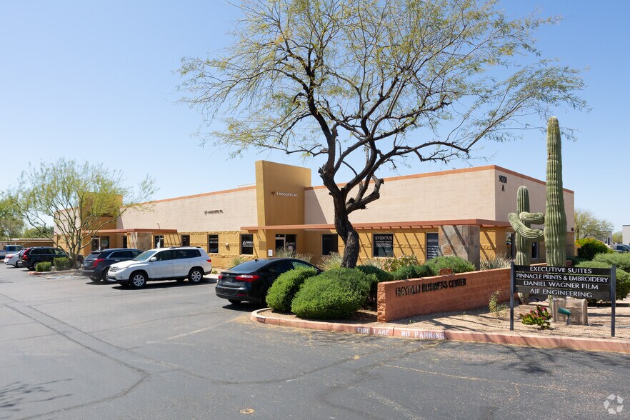 Primary Photo Of 14201 N Hayden Rd, Scottsdale Light Distribution For Lease
