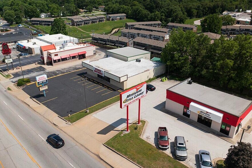 Primary Photo Of 1430 W Kearney St, Springfield Freestanding For Sale