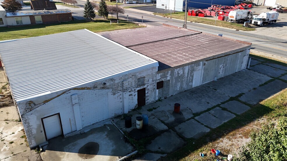 More Photos Of , Lafayette Industrial For Sale