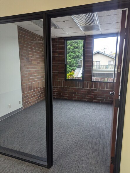 More Photos Of 133 Mission St, Santa Cruz Medical For Lease