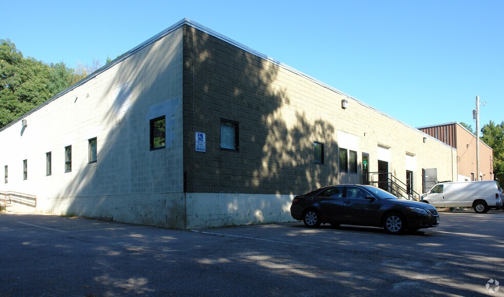 More Photos Of 65 Industrial Park Rd, Hingham Manufacturing For Lease