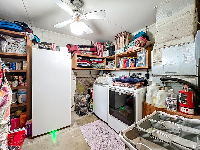 More Photos Of 7001 W Jones Ave, Mount Dora Airplane Hangar For Sale