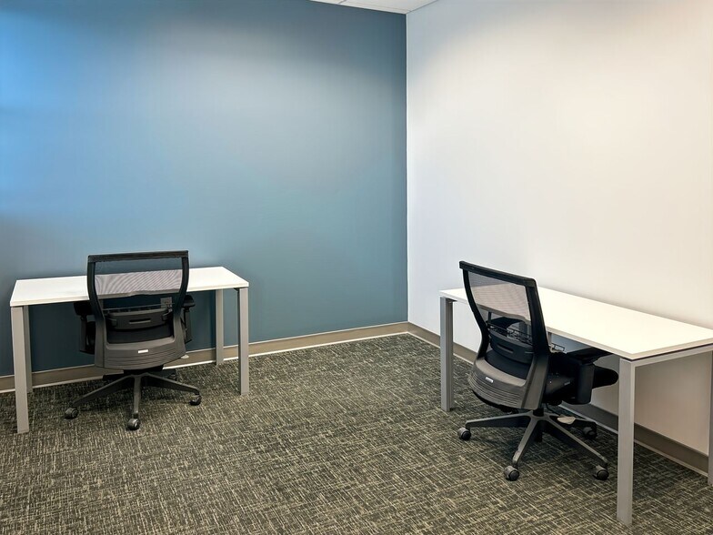 More Photos Of 1 Oakwood Dr, Scranton Coworking Space