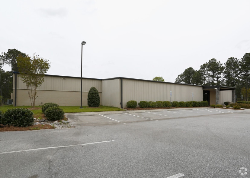 More Photos Of 5300 Fayetteville Rd, Raleigh Flex For Lease