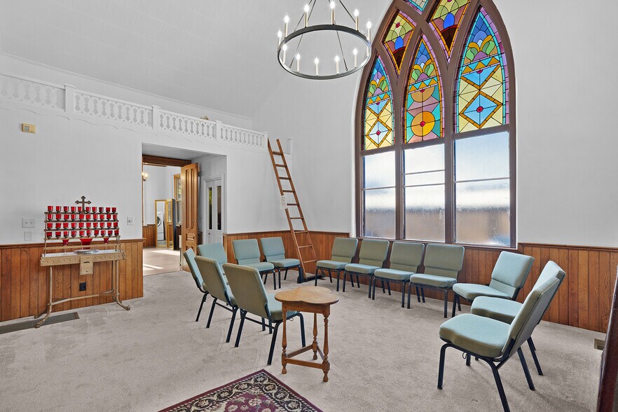 More Photos Of 30 Quarterline St, Newaygo Specialty For Sale