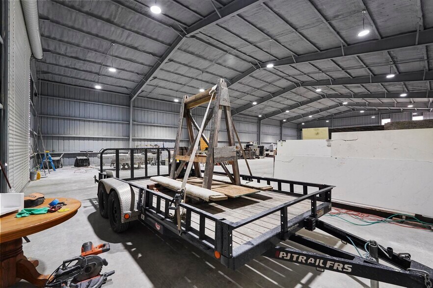 More Photos Of 1979 FM 1903, Caddo Mills Warehouse For Lease