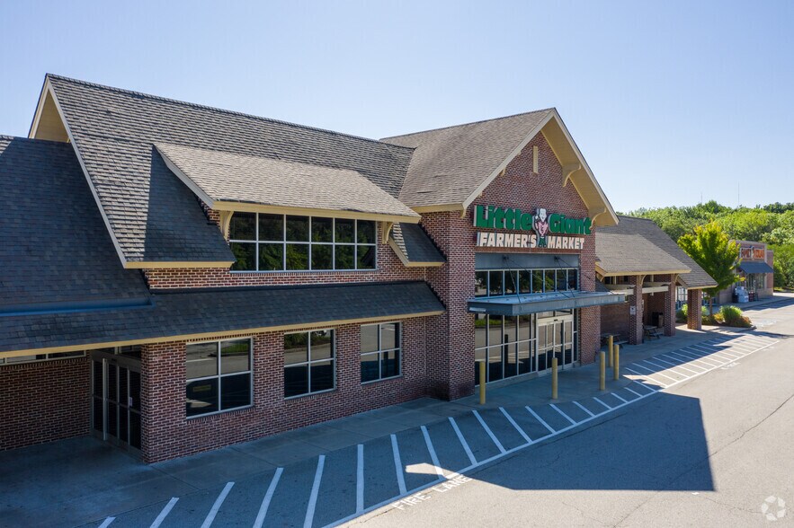 More Photos Of 2005 Highway 16 W, Newnan Unknown For Lease