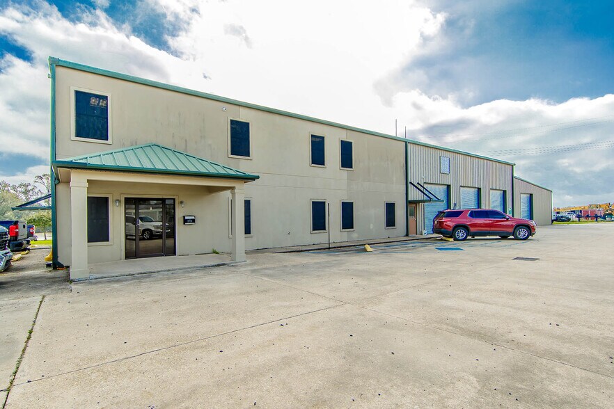 More Photos Of 1711 Dunn St, Houma Service For Lease