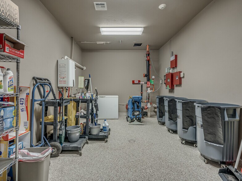 More Photos Of 341070 E 890 Rd, Chandler Lodge Meeting Hall For Sale